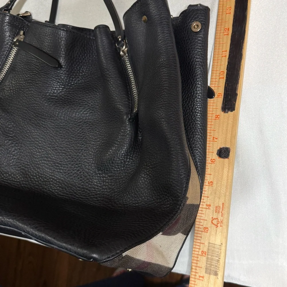 Burberry Black Pebbled Leather Hobo Shoulder Bag